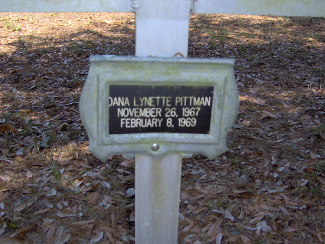 Headstone for Pittman, Dana Lynette